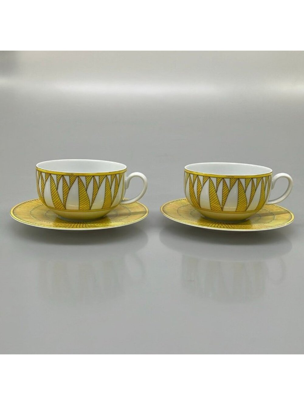 Hermes Cup & Saucer Soleil de White Yellow 2 Customer